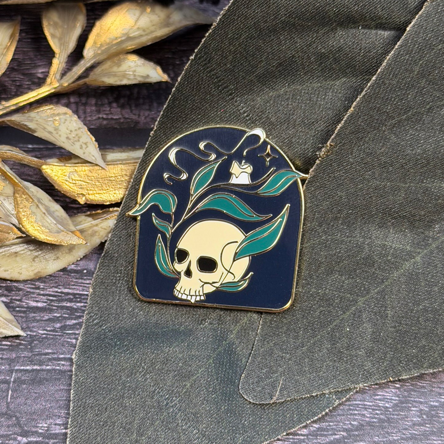 Good Deeds Needleminder ~ The Stitch Crypt