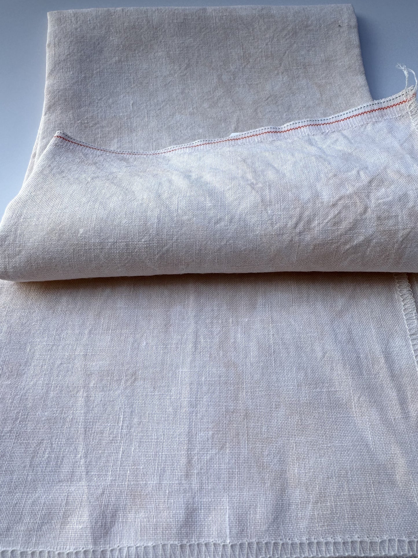 Picture This Plus ~ 40 ct Murmur Newcastle Linen