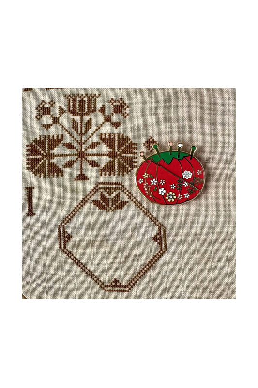 Vintage Tomato Pincushion Needle Minder ~ Flamingo Toes