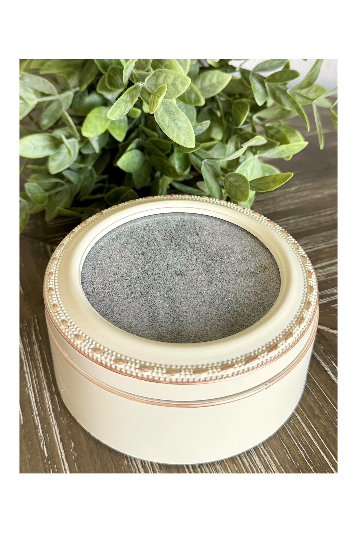 Antiqued Ivory Round Treasure Box ~ Cottage Garden