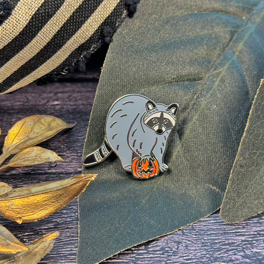 Raccoon Needleminder ~ The Stitch Crypt